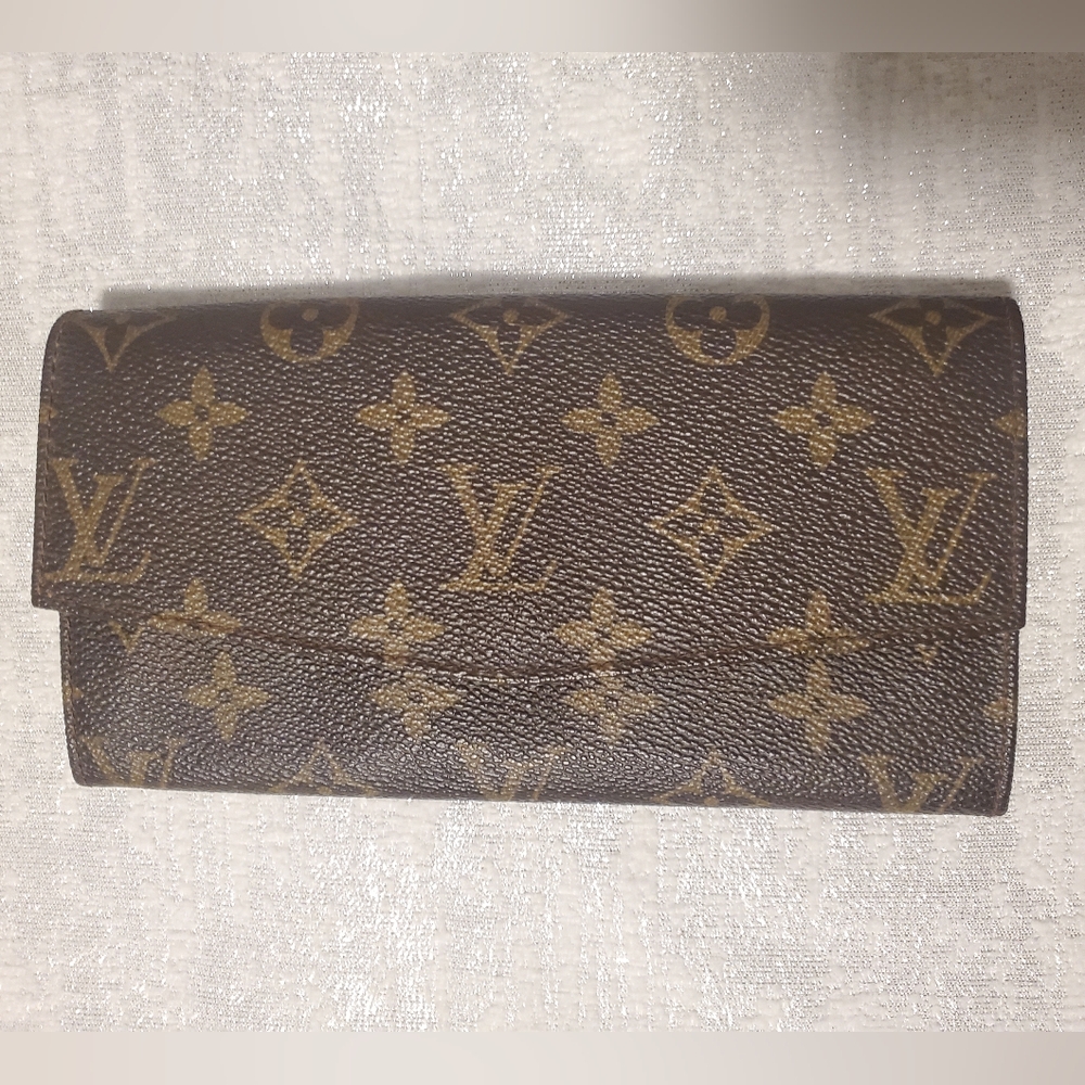 Louis Vuitton : LV Sarah Monogram Wallet - Vintage RARE - AUTHENTIC